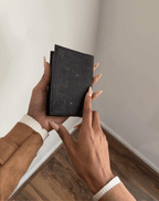 Passport Holder To Stop Airport Bag-Digging