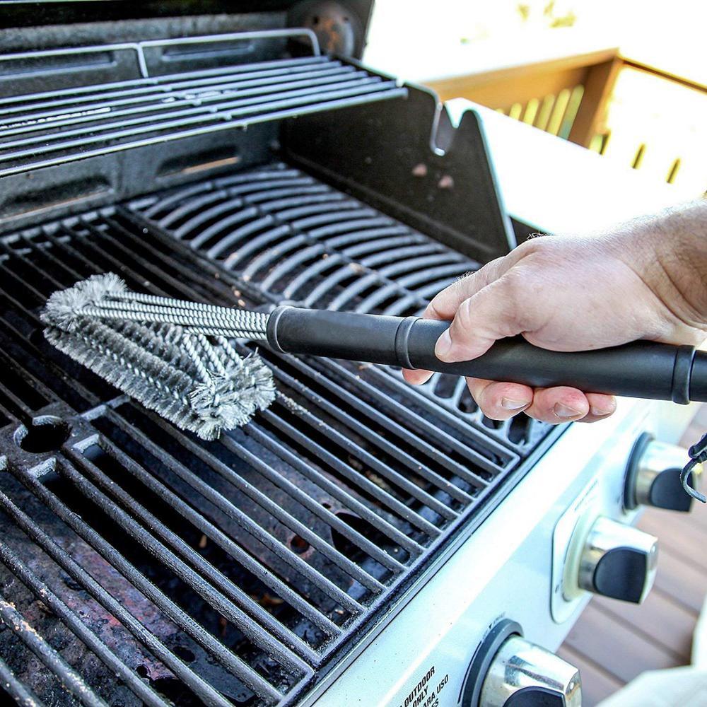 Grill Brush To Make Cleanup Less Miserable